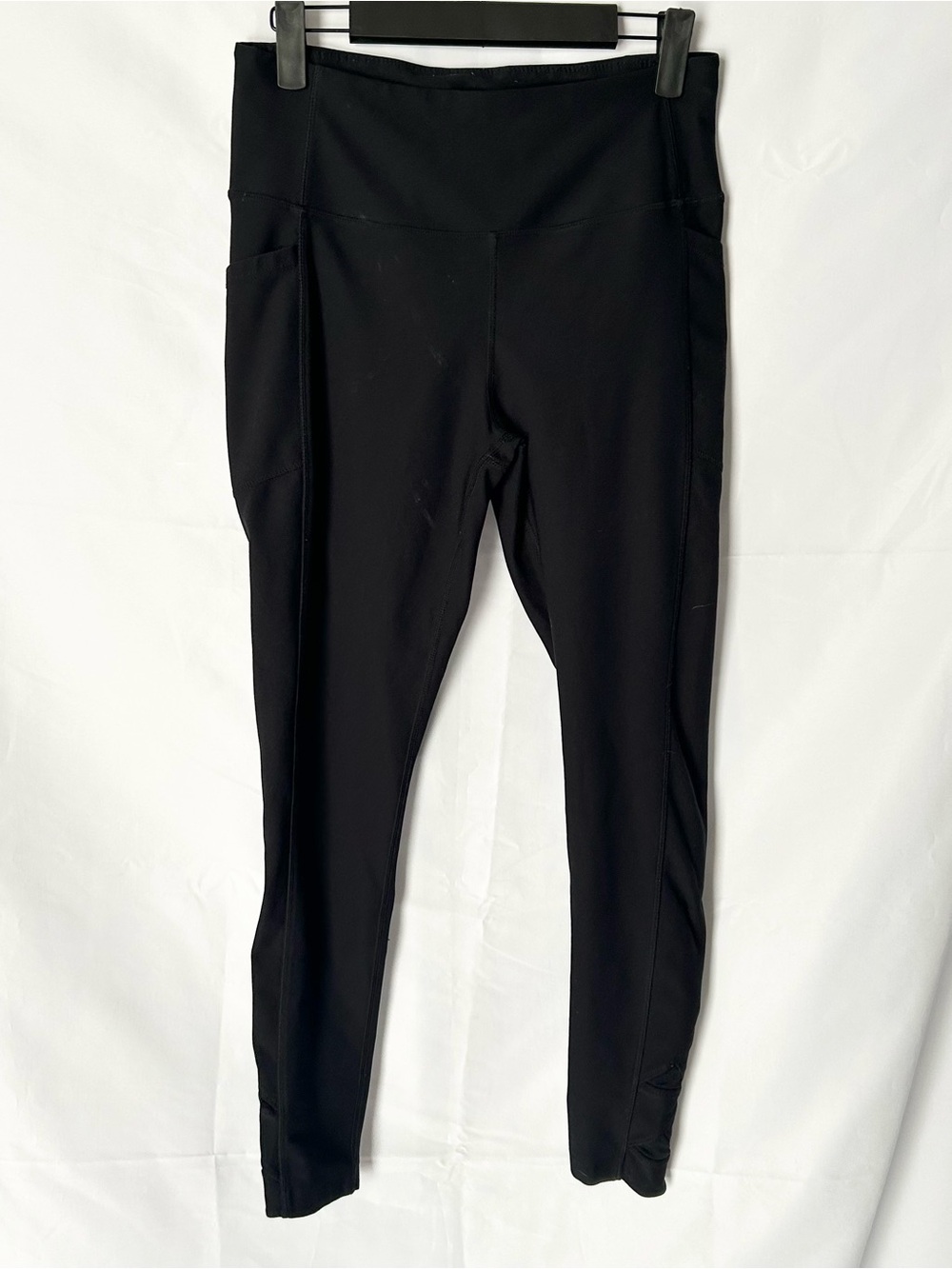 Mondetta Black Performance Top